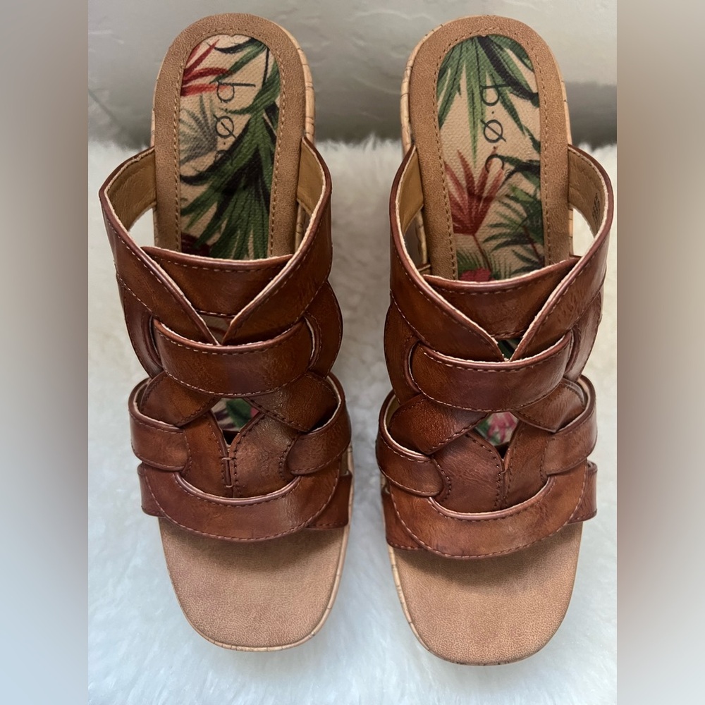 B.O.C. Cora Platform Wedge Sandal, Size 9 (new) - Picture 5 of 9